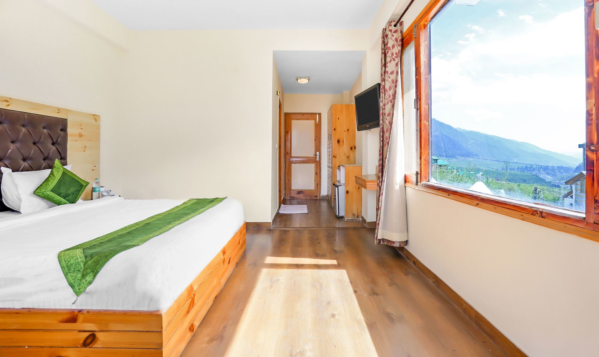 Готель Treebo Manali Retreat Екстер'єр фото